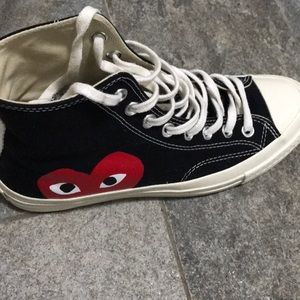 Comme des garçons converse play